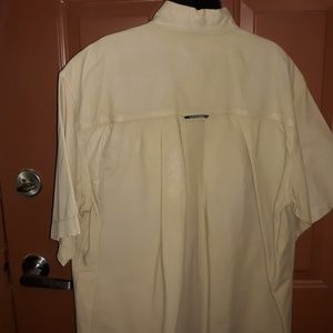Flyshackle Clothing Co. Shirts - Medium Short Shelve Mens Shirt. Flyshackle Clothing Co. Shirts - Medium Short Shelve Mens Shirt.